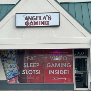 Angela’s Gaming - Angela's gaming entrance and parking - Arcades Near Me - Addison, Illinois Angela’s Gaming - Angela's gaming entrance and parking - Arcades Near Me - Addison, Illinois