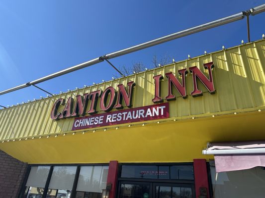 Canton Inn by null