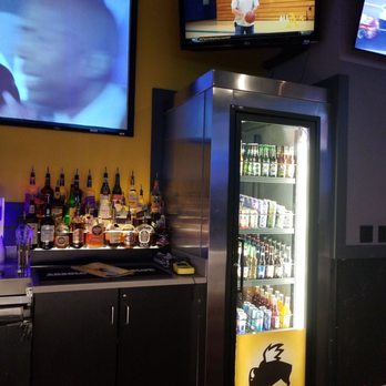 Buffalo Wild Wings - WOW! Disappointed. - Chicken Wings Near Me - Tempe, Arizona