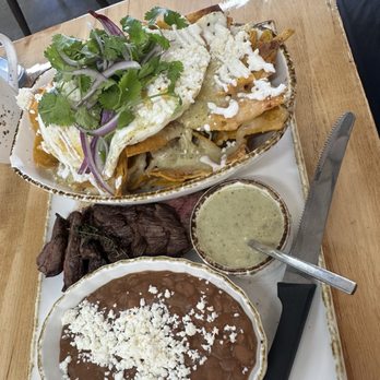 Flori Brunch - Venues & Event Spaces Near Me - South Gate, California Flori Brunch - Venues & Event Spaces Near Me - South Gate, California
