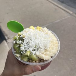 Kathryn's Place - Guava Bowl
