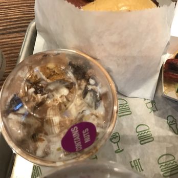 Shake Shack Glendale - A concrete - Burgers Near Me - Glendale, California