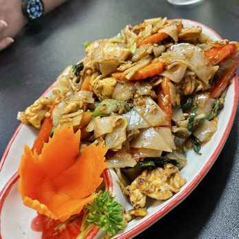 Gai By Thai Monkey - Drunken Noodle - Thai Near Me - Irving, Texas Gai By Thai Monkey - Drunken Noodle - Thai Near Me - Irving, Texas
