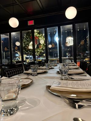 Georges French Bistro by null