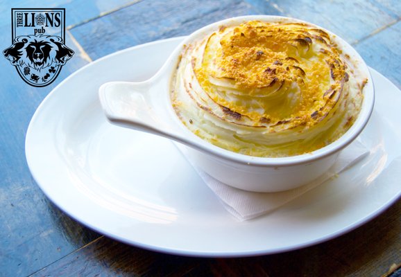 Three Lions Pub by null