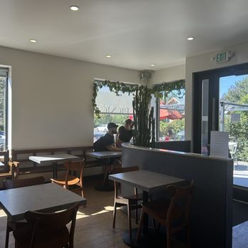 Picnic Cafe - Inside Seating - Cafes Near Me - Salt Lake City, Utah