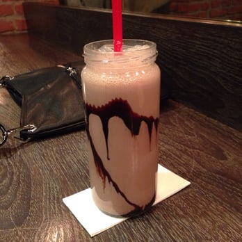 Coffeetopia - Chocolate Milkshake - Cafes Near Me - Istanbul, 34 Coffeetopia - Chocolate Milkshake - Cafes Near Me - Istanbul, 34