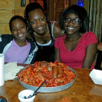 Louisiana Crawfish Time - Cajun/Creole Near Me - Lafayette, Louisiana