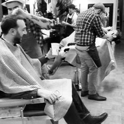5th Avenue Barber & Shave Shop