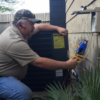 Allan's heating and cooling - Checking Refrigerant Charge - Heating & Air Conditioning/HVAC Near Me Allan's heating and cooling - Checking Refrigerant Charge - Heating & Air Conditioning/HVAC Near Me