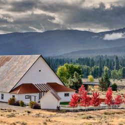 Graeagle Corner Barn - The Corner Barn is an iconic venue, and has the largest capacity in the Sierra Nevada