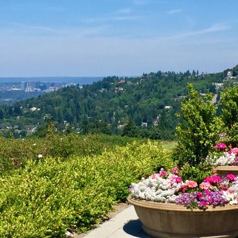 The Calcutta Grill - Great day for sitting outdoor. - New American Near Me - Newcastle, Washington