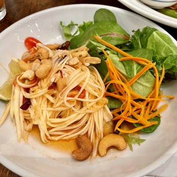 Thai D Jing - Papaya Salad - Thai Near Me - Gretna, Louisiana