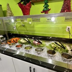 Axel's Taco Shop - Fresh salsa bar was pristine