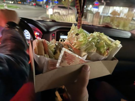 In-N-Out Burger by null