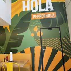 Pepper Hola