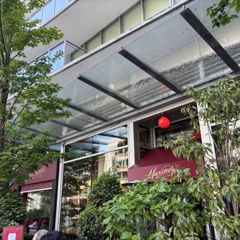 Maxine's Cafe & Bar - Bars Near Me - Vancouver, British Columbia