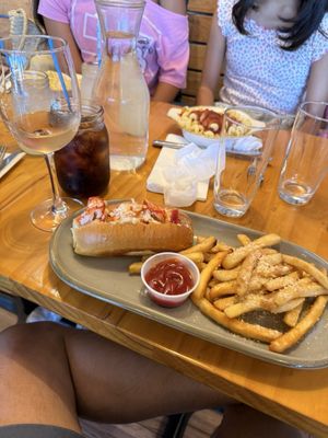 MTK Lobster House by null