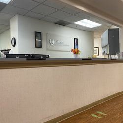 Lakeside Community Healthcare - West Hills - Front desk