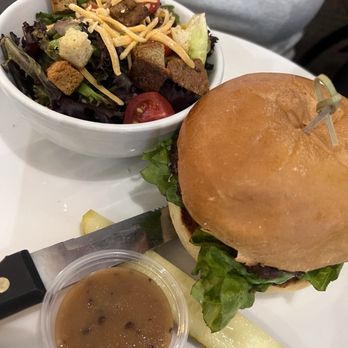 Broken Yolk Cafe - Wild West Burger - Breakfast & Brunch Near Me - Yuma, Arizona