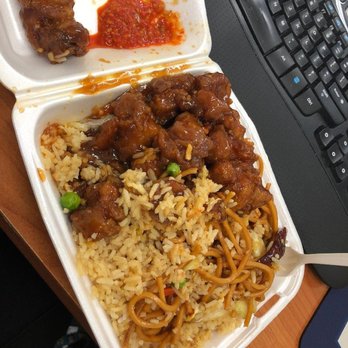 The Wok Experience - JUST A HEADS UP! THIS GAVE ME SEVERE FOOD POISONING. Its Spicy mandarin chicken w/ rice and Chow mein. WORST EXPERIENCE - Chinese Near Me - Westminster, California