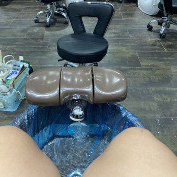 Hawaiian Nail Bar - They line the foot tub with a thin giant plastic shower cap - Nail Salons Near Me - Tyler, Texas Hawaiian Nail Bar - They line the foot tub with a thin giant plastic shower cap - Nail Salons Near Me - Tyler, Texas