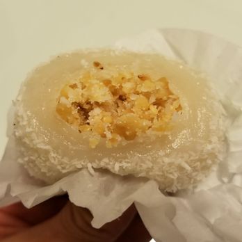 Chiu Hong Bakery - Peanut sugar filling. - Bakeries Near Me - New York, New York
