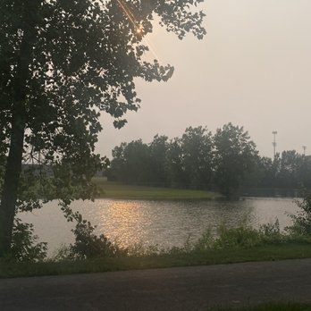 Sexton's Pizza - View of the pond - Pizza Near Me - Hilliard, Ohio Sexton's Pizza - View of the pond - Pizza Near Me - Hilliard, Ohio