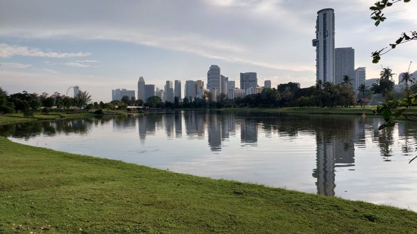 Kallang Riverside Park by null