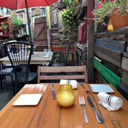 Cute little outdoor seating area