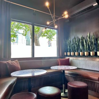 Bar 12 - Cocktail Bars Near Me - Newport, Rhode Island