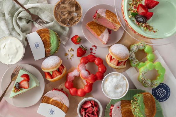 Paris Baguette by null