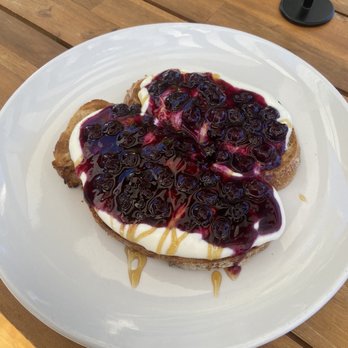 Cafe Topes - blueberry toast - Coffee & Tea Near Me - Carlsbad, California