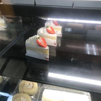 La Farfalla Bakery - Bakeries Near Me - Fremont, California