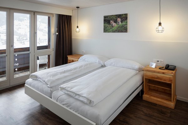 Jungfrau Lodge, Annex Crystal by null