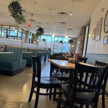 Toast City Diner - Inside restaurant - Breakfast & Brunch Near Me - Manalapan, New Jersey Toast City Diner - Inside restaurant - Breakfast & Brunch Near Me - Manalapan, New Jersey