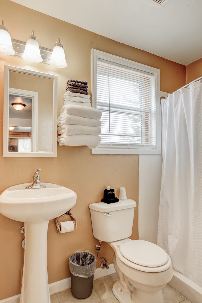 THE LODGE AT PONCHA SPRINGS 29 Photos 10520 US50, Poncha Springs