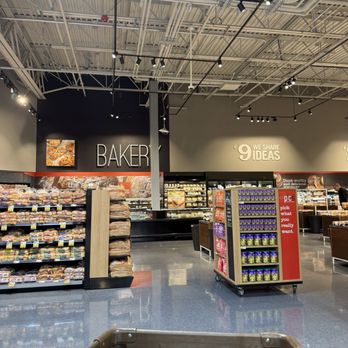 Market 32 - Grocery Near Me - Newington, Connecticut Market 32 - Grocery Near Me - Newington, Connecticut