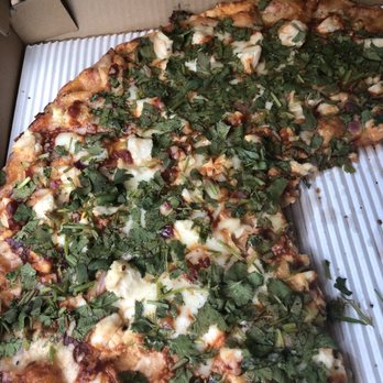 Uncle Tony's - BBQ Chicken Pizza WITH UNDERCOOKED CHICKEN AND SPOILED CILANTRO - Italian Near Me - Valley Glen, California