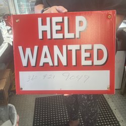 The Pit - Help wanted 3609219049