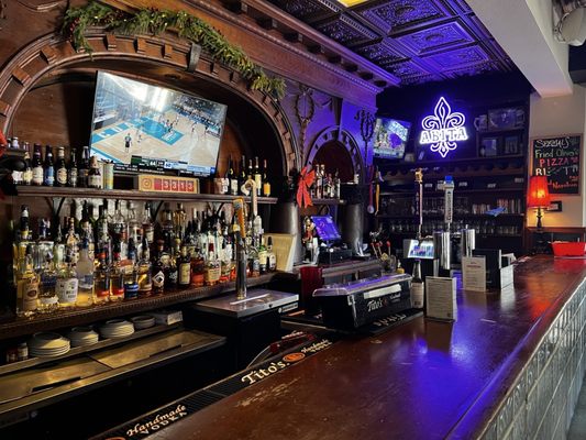 Liuzza's Restaurant & Bar by null