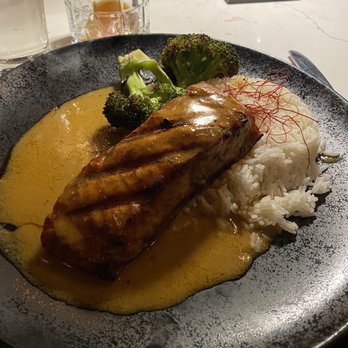 618 - Salmon curry - New American Near Me - Freehold Borough, New Jersey 618 - Salmon curry - New American Near Me - Freehold Borough, New Jersey