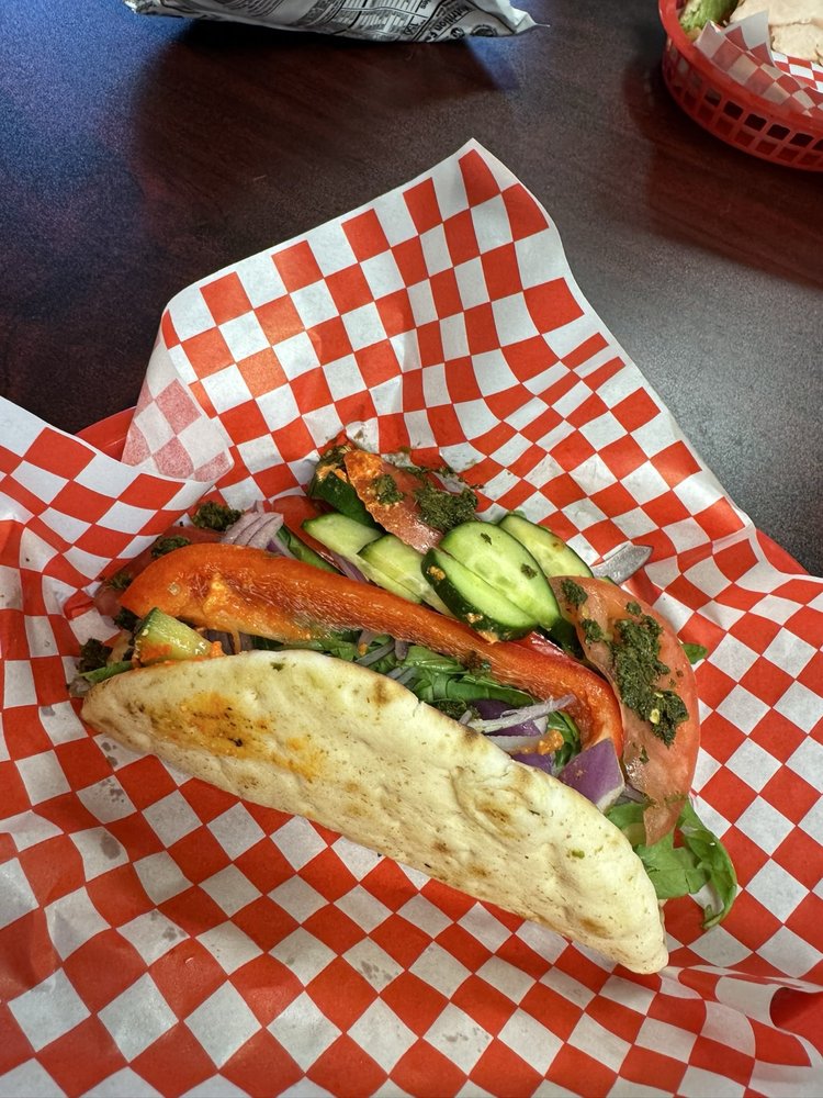 Fresh Tracks Sandwich Logo