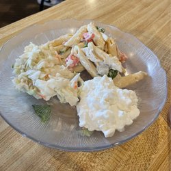 211 Bar & Grill - Salad bar items