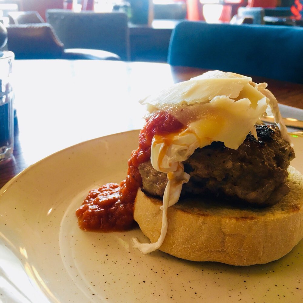 Station Tavern - Egg & Lincolnshire Sausage Bap - good - Pubs Near Me - Cambridge, CAM
