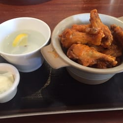 Fallons Bar & Cafe - Hot sauce wings (spiced flavor but not hot)