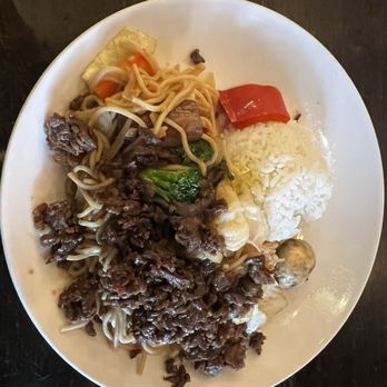 Iron Pot - Plate lunch with Beef Bulgogi - Korean Near Me - Kent, Washington