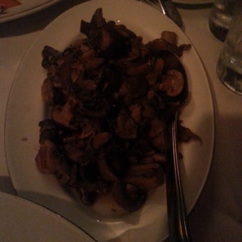 Arroyo Chop House - Mushrooms - Steakhouses Near Me - Pasadena, California Arroyo Chop House - Mushrooms - Steakhouses Near Me - Pasadena, California