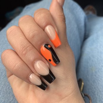 Q-H Nails Spa - Nails by ken - Nail Salons Near Me - Tracy, California