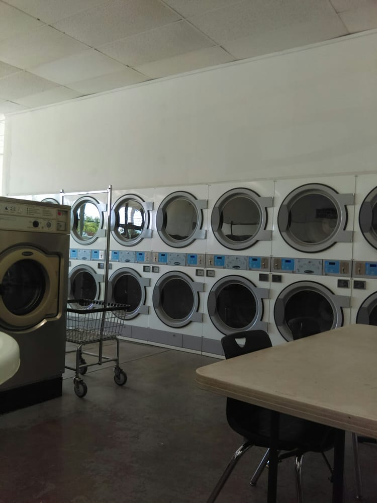 YOUNG’S DRY CLEANING AND LAUNDRY Updated July 2024 1274 Merriam Ln, Kansas City, Kansas